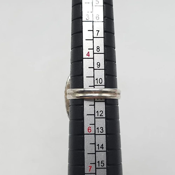 Vintage Zuni Artisan Sterling Silver Mother Of Pearl Floral Inlay Ring Size 5 - Picture 5 of 6